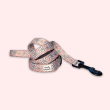 Load image into Gallery viewer, Dog Leash Canada cute pink daisy Floofy Pooch
